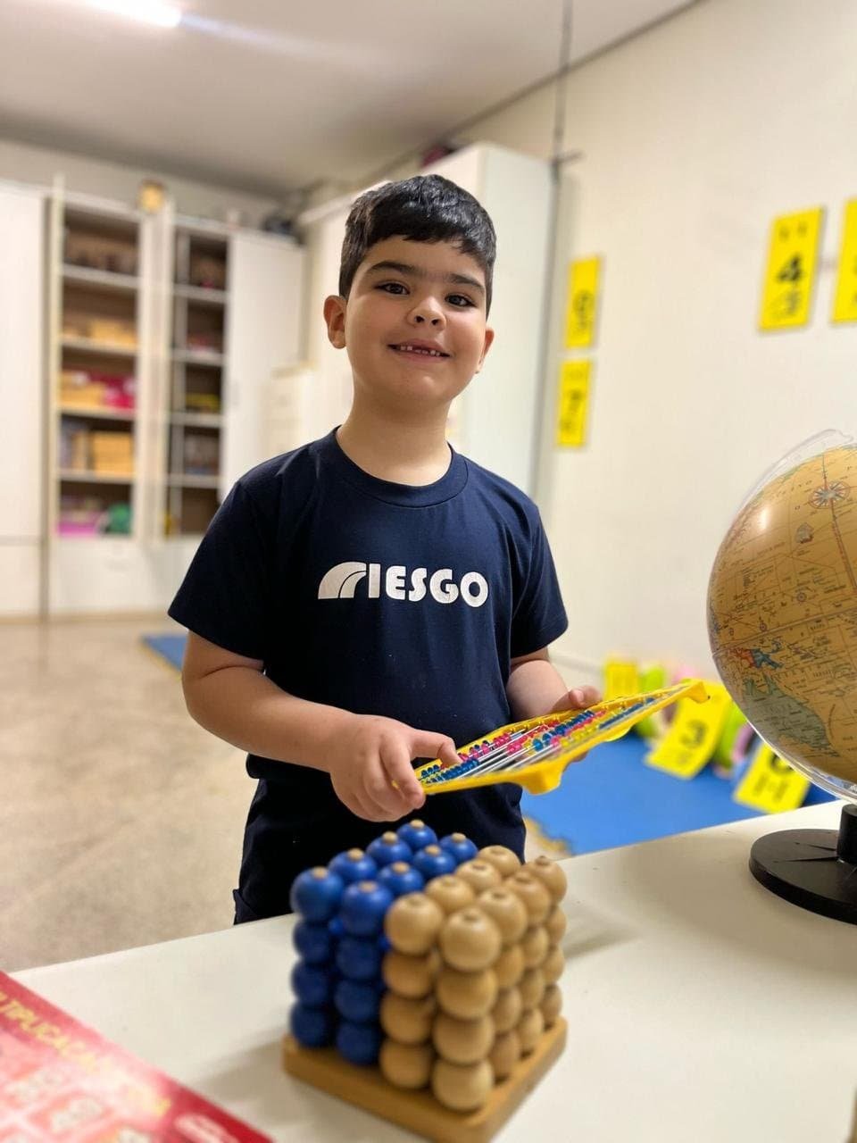 Primeiros passos escolares no Colégio Iesgo